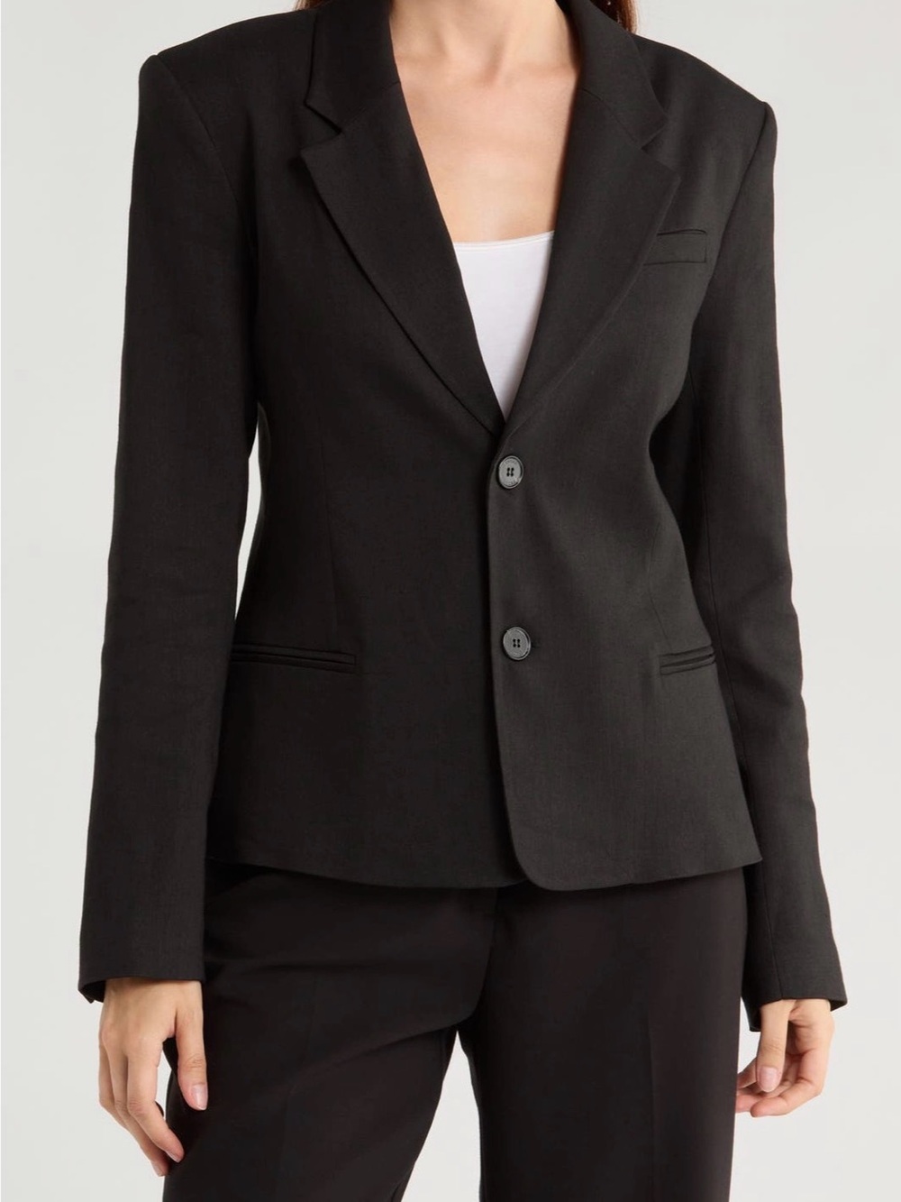 FRAME
The Femme Organic Linen Blend Blazer
